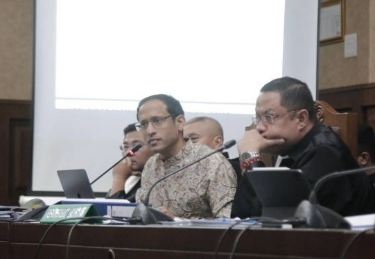 Read more about the article Kesaksian di Sidang: Keputusan Penggunaan Chromebook PAUD Disebut Atas Arahan Jurist Tan